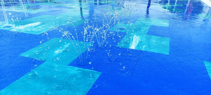 Splash decks