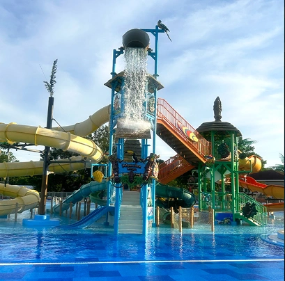 Water playgrounds and parks